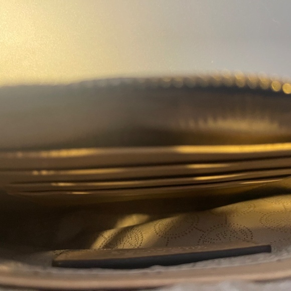 Michael Kors Wristlet Pouch - Picture 3 of 3